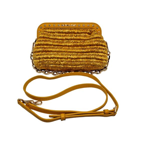 B8 MICHAEL KORS Livia Small Cloud Butter Woven Natural Staw Leather Bag $448 - Picture 1 of 9